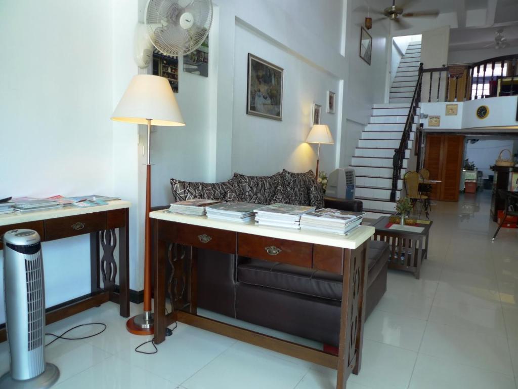 Corner Cafe Bed & Breakfast Хуахін Екстер'єр фото