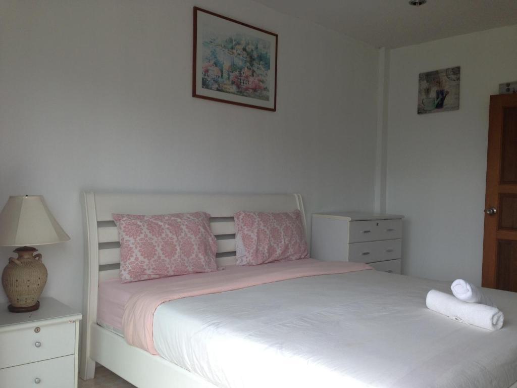 Corner Cafe Bed & Breakfast Хуахін Номер фото